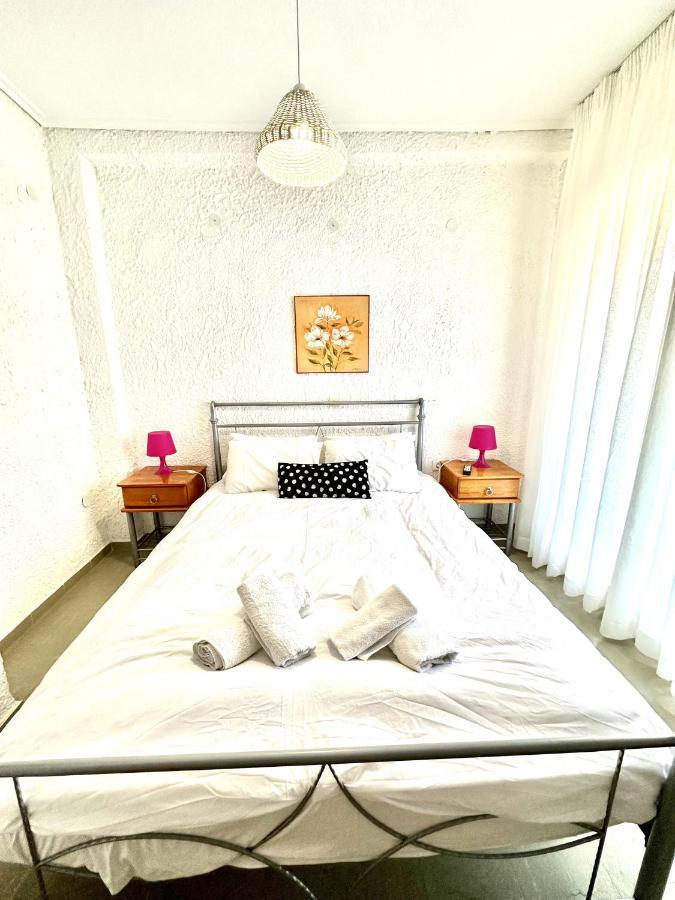 Katerina Apartments Neos Pirgos Room photo